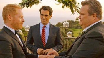 El maravilloso 'photobomb' de Jessica Biel y Jane Fonda a los 'protas' de 'Modern Family'