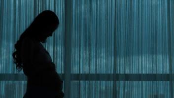 130.000 firmas de apoyo a una pareja gay que reclama a su hija subrogada en Tailandia