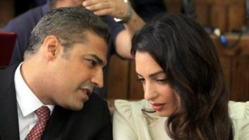 Un tribunal egipcio condena a tres años de cárcel a tres periodistas de Al Yazira