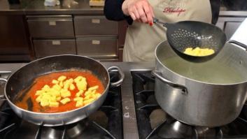 Condenada una vegana por amenazar de muerte a su madre debido a una salsa boloñesa