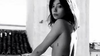 Paco León y los protagonistas de 'Arde Madrid' se desnudan en Instagram para promocionar la serie