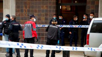 Un hombre degüella a su mujer ante sus hijos en Vitoria y luego se suicida