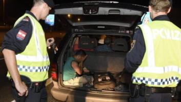 Austria halla 200 refugiados ocultos y detiene a cinco traficantes en una operación de control fronterizo