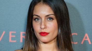 El 'topless' de la actriz Hiba Abouk en Instagram para celebrar la vida