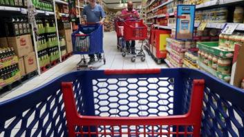 Detenido por grabar con su móvil en el baño de mujeres de un supermercado