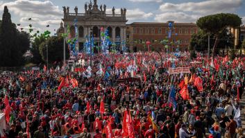 Multitudinaria marcha antifascista en Italia: "Dejamos de hablar con ellos el 25 de abril del 45"