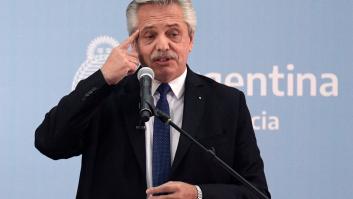 El presidente de Argentina critica la retirada de libros LGTBI en Castellón y señala directamente a este partido