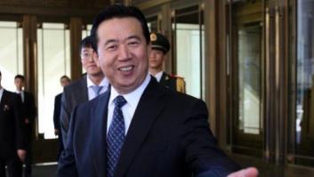 La esposa del jefe de Interpol detenido en China: "No sé si está vivo"