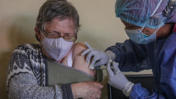 Todas las claves de las dosis antigripal y anticovid que se están administrando