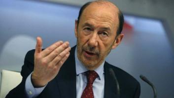 Rubalcaba frente a su icono