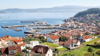 La madre de la "Galicia profunda" asegura que entregó el bebé sin impedimento