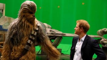 John Boyega insinúa que los príncipes Guillermo y Enrique rodaron una escena de 'Star Wars'