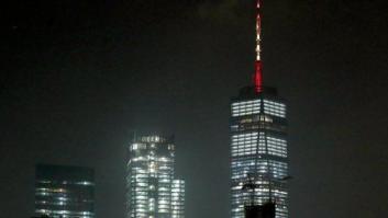 El mundo con Barcelona: varios monumentos se iluminan con la bandera española para apoyar a las víctimas