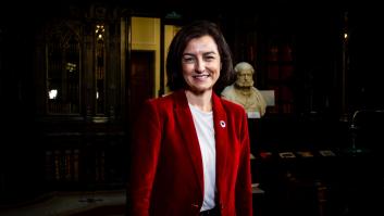 Eva Granados: "Casado está mirando más a la extrema derecha que al interés general"