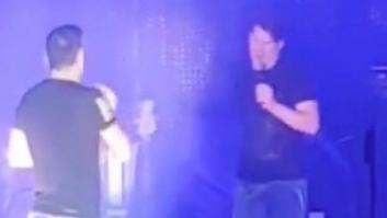 Andy y Lucas insultan a una concejala del PSOE en pleno concierto: "Mamarracha"