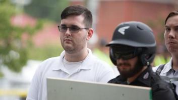El acusado de embestir a la multitud en Charlottesville "sentía aprecio por Hitler"