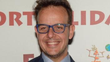 Àngel Llàcer, desnudo en la piscina a lo Rubén Cortada