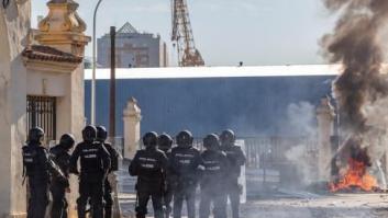 Fallece un motorista al impactar contra un camión en la retención de los piquetes informativos del metal