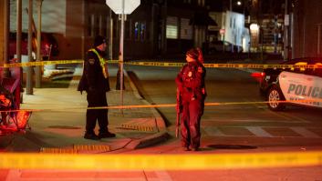 Al menos 5 muertos y cerca de 40 heridos tras abalanzarse un coche contra un desfile navideño en Wisconsin