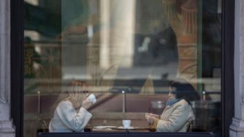 Cataluña pedirá ampliar el certificado covid a restaurantes y gimnasios y Andalucía lo quiere en hospitales y ocio nocturno