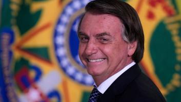 Bolsonaro recibe la medalla de la Cámara de Diputados al mérito legislativo al grito de "genocida"