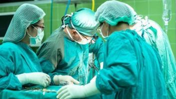 Detienen a una mujer que se había operado el rostro para evadir una deuda millonaria