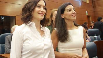 Ayuso le compra a Vox 13 exigencias para sacar adelante el presupuesto de Madrid