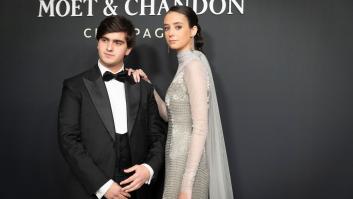 Victoria Federica posa por primera vez con su novio (y con guiño a Letizia)