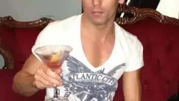 Fui un alcohólico “funcional”. Esto es lo que hacía cuando me quedaba solo