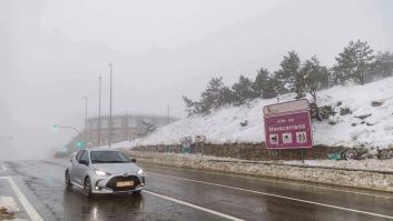 La nieve marca el fin del puente: estas son las carreteras afectadas