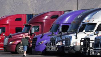 Los transportistas convocan a una marcha lenta de camiones y furgonetas este miércoles en Madrid y otros puntos