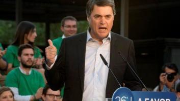 Sigan a este diputado, el hombre que no preguntó a Bárcenas