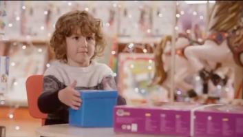 La gente alucina y solo puede aplaudir el inesperado giro final de este anuncio de Toys R Us