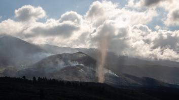 Así es el interior del cráter más activo del volcán de La Palma sin lava