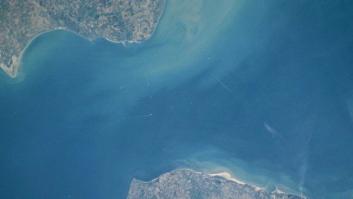 Un barco petrolero y un carguero chocan entre Francia y Reino Unido