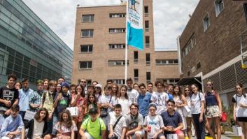 Este profesor enseña lengua y literatura convirtiendo a sus alumnos de 1º de la ESO en periodistas