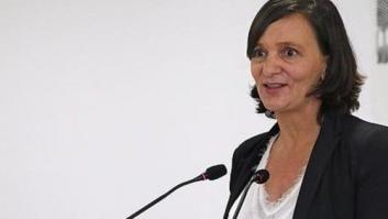 Carolina Bescansa sufre un accidente de tráfico al chocar contra un autobús en la A-6