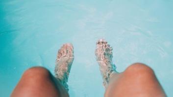 Una mujer, expulsada de la piscina porque consideraban su bañador "inapropiado"