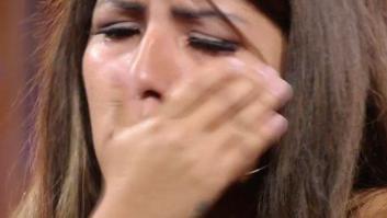 La reacción de Isa Pantoja al escuchar la llamada de su madre a 'Sálvame'