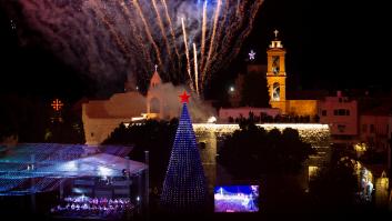 Estrellas, sol, luna... y ni un alma: el portal de Belén, vacío por la pandemia y la ocupación