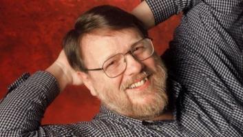 La @ se queda huérfana: Muere Ray Tomlinson, padre del e-mail