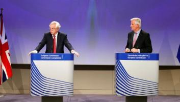 Reino Unido acepta las condiciones de Bruselas para negociar el Brexit