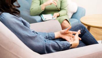 Marcia, 100 años, psicóloga: "Es un esfuerzo, pero cuando estoy en una sesión, puedo ser yo misma"