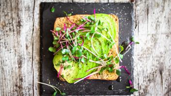 Siete alimentos que frenarán tus ansias de dulce entre horas
