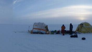 Un sobrepeso de 300 kilos de nieve… y cuesta arriba