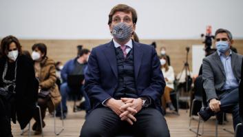 Almeida cree que Almudena Grandes no merece ser hija predilecta de Madrid