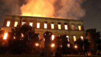 Lula y el fuego en el museo
