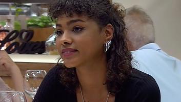 Acude a 'First Dates' en busca de una mujer poco femenina y le citan con una espectacular modelo mulata