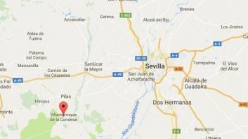 Hallados tres niños encerrados con una cadena en una casa ocupada de Sevilla