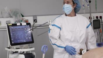 España acelera su estrategia frente a ómicron ante la esperada "ralentización" de la sexta ola